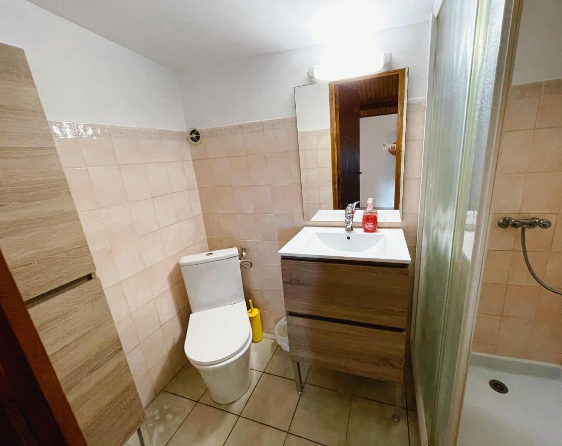 Gîte du Mas Saint-Privat-de-Champclos Extérieur photo
